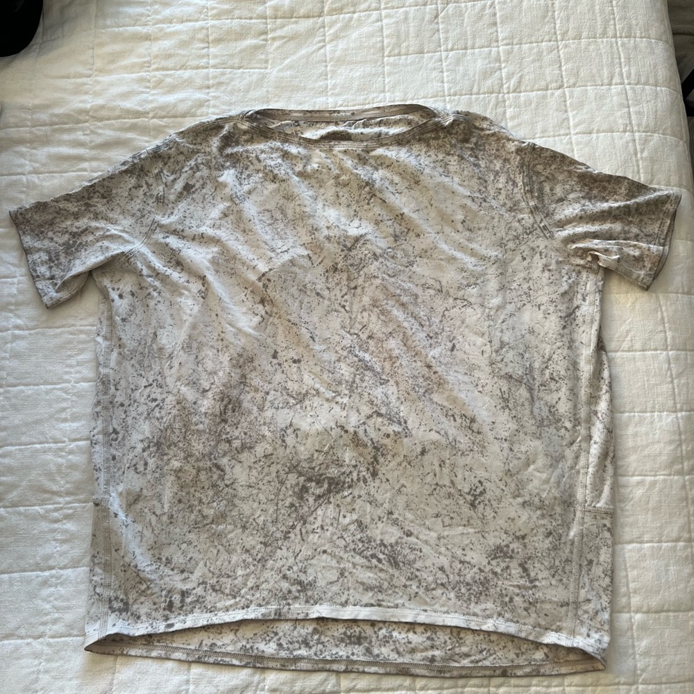Lululemonn T-Shirt
